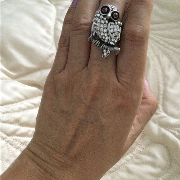 NWT Silver Plated owl ring Austrian Crystals - Picture 2 of 9
